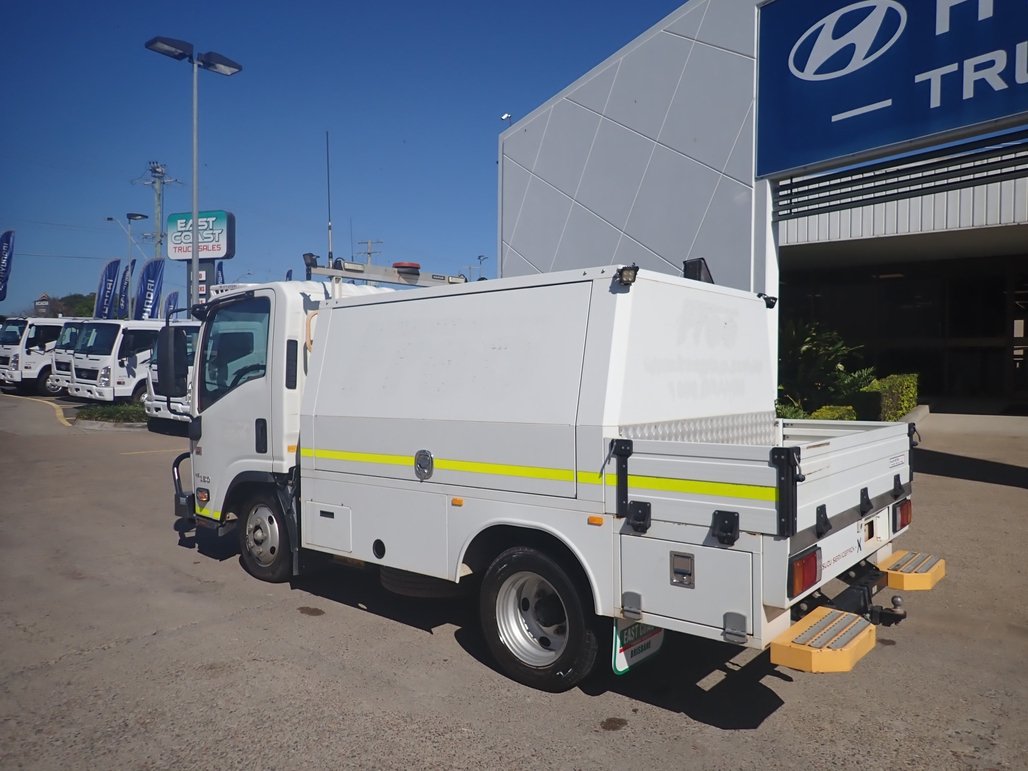 2020 Isuzu Nlr 45-150 image 4