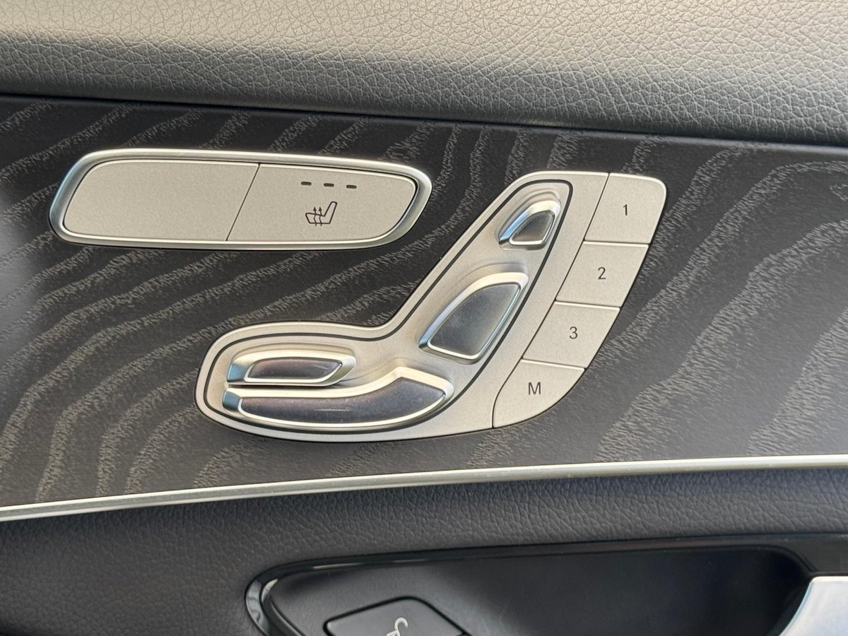 2019 Mercedes-Benz GLC-Class GLC200 X253 image 9