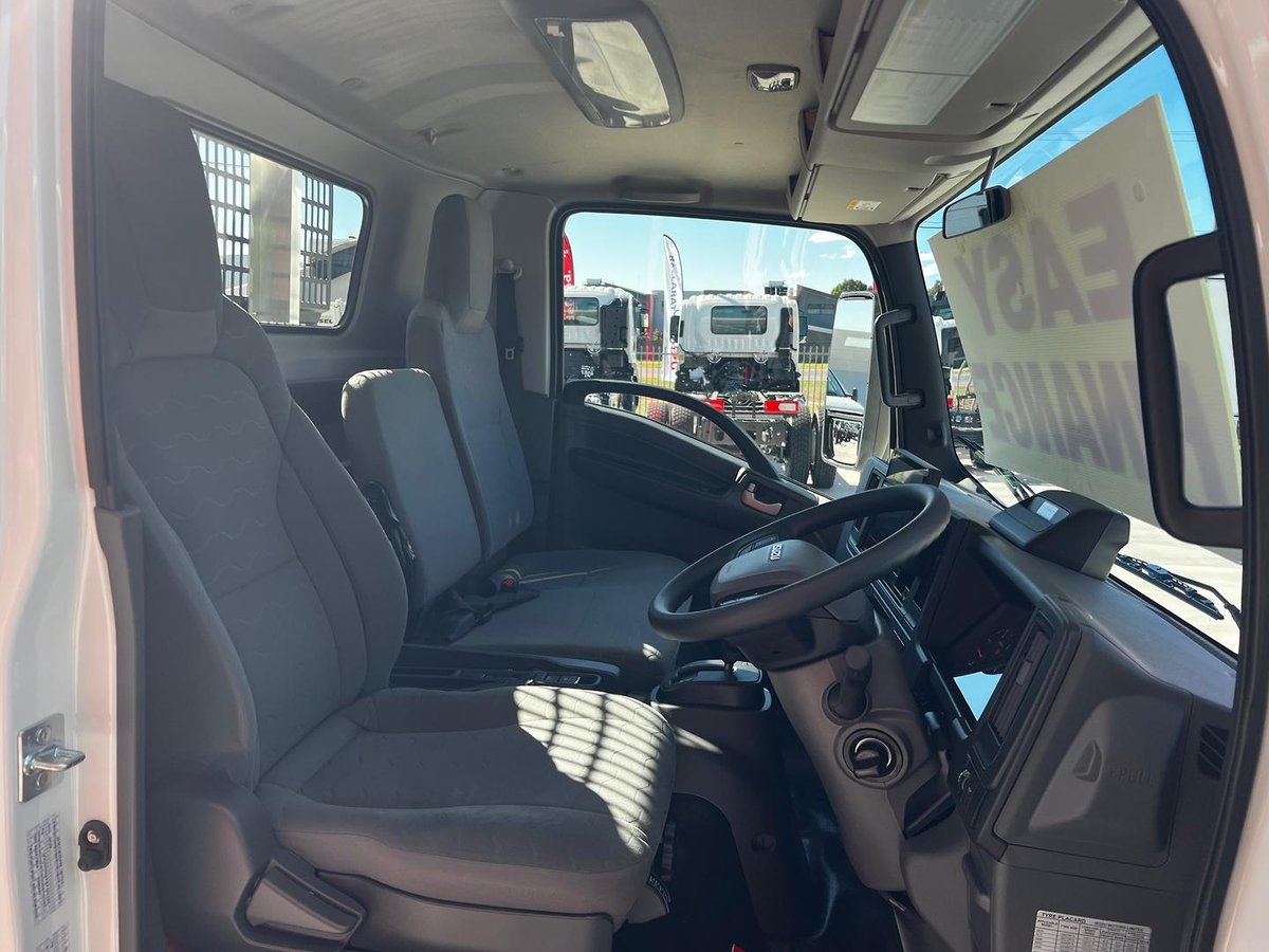 2026 Isuzu N Series NPR 45/65-175 DT D28 Tradepack image 16