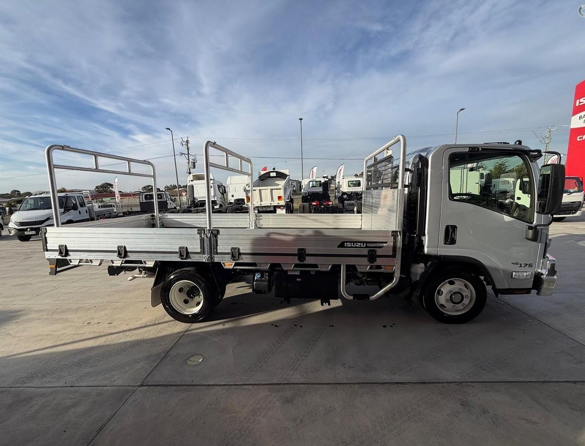 2026 Isuzu N Series NPR 45/65-175 DT D34 Tradepack image 5
