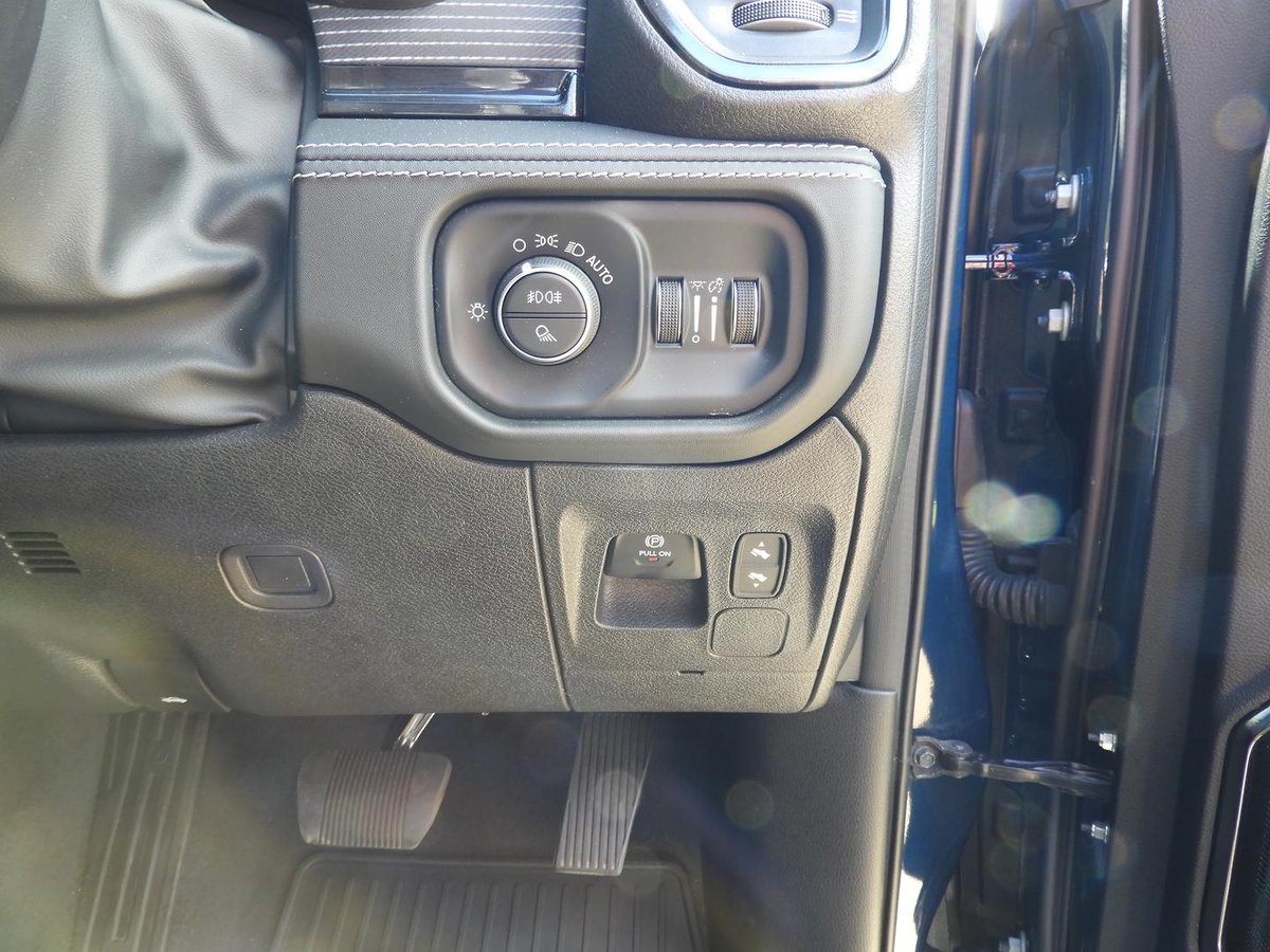 2024 Ram 1500 Limited Rambox Dt My24 4x4 Dual Range image 9
