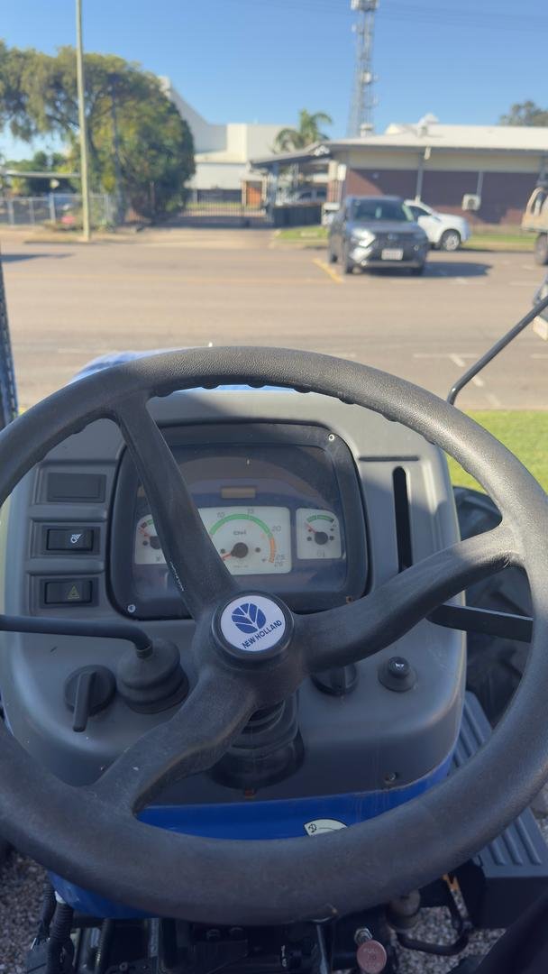 New Holland Tt3.50 Rops image 3