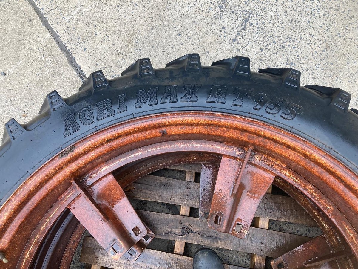 Bkt Agrimax Tyre image 3