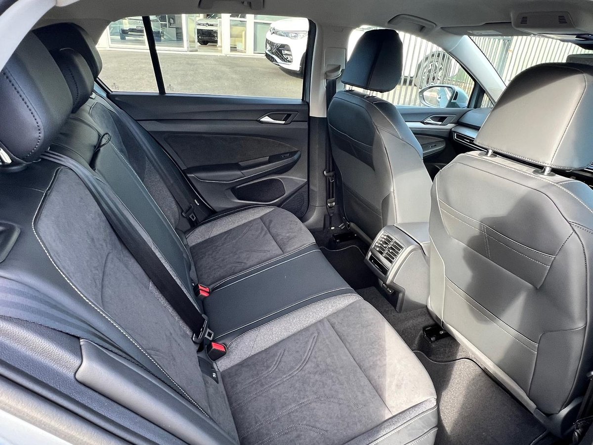 2026 Volkswagen Golf 110TSI Style 8.5 MY26 image 15