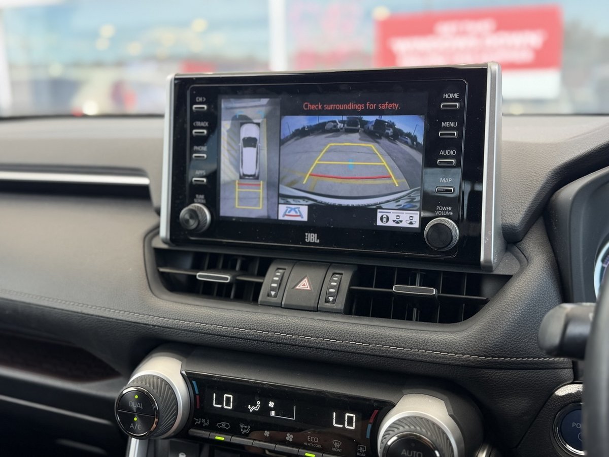 2020 Toyota RAV4 Cruiser AXAH54R 4X4 On Demand image 11