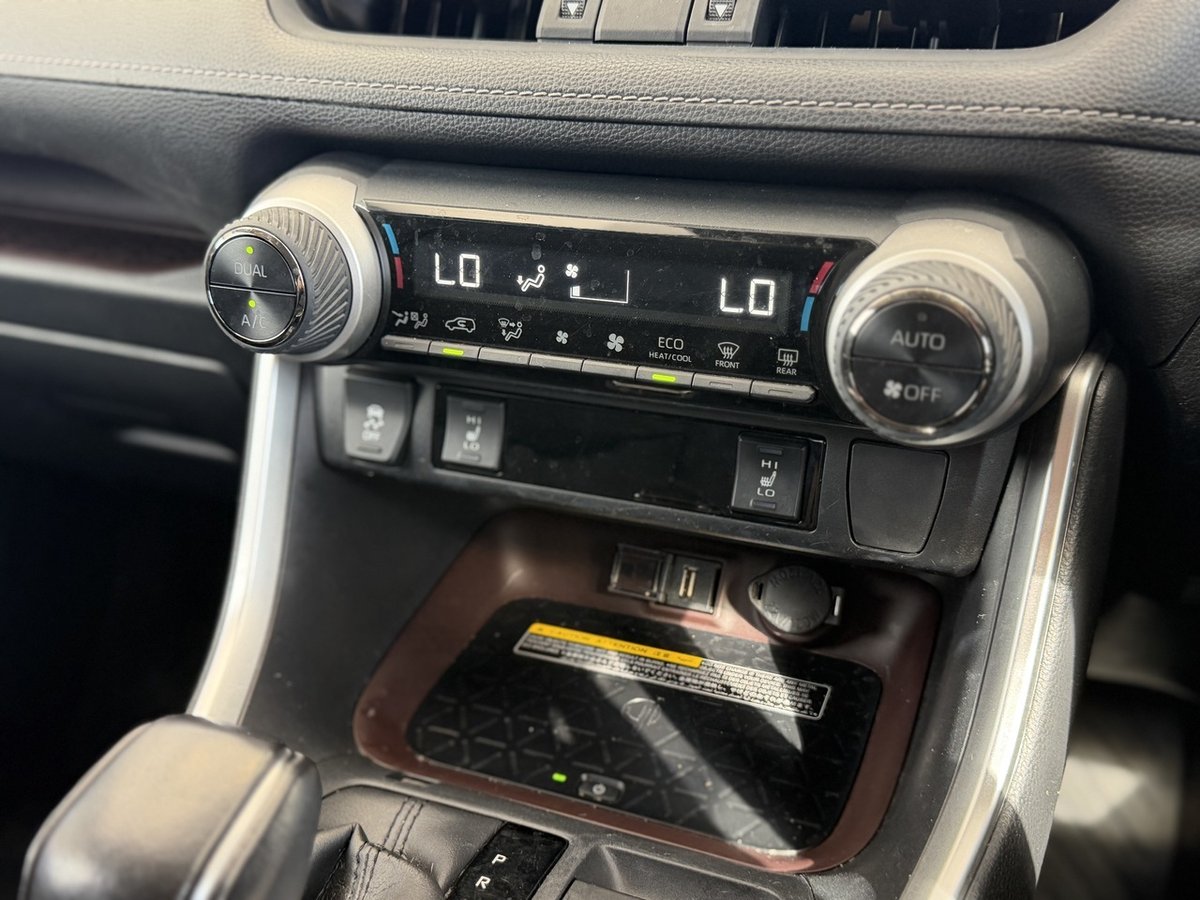 2020 Toyota RAV4 Cruiser AXAH54R 4X4 On Demand image 12