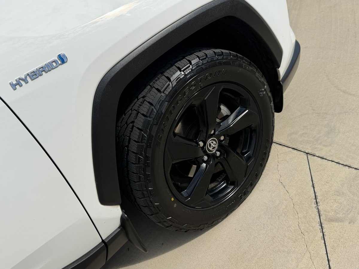 2020 Toyota RAV4 Cruiser AXAH54R 4X4 On Demand image 8