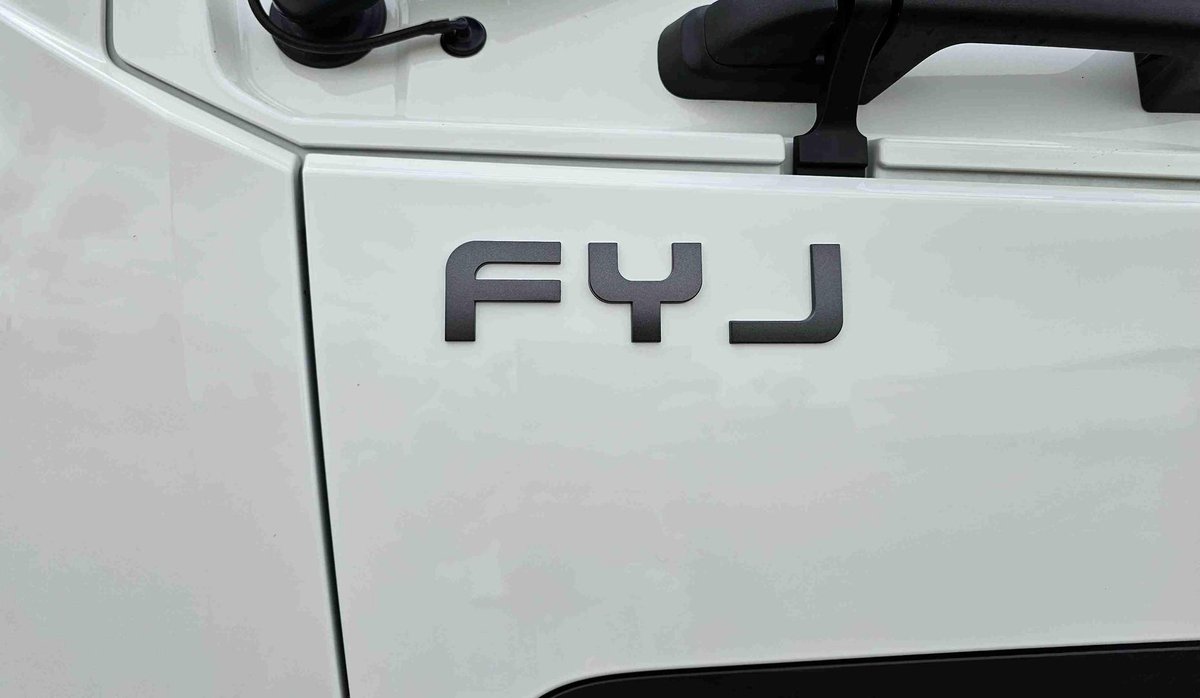 2026 Isuzu Fyj 320-355 At R67 image 8