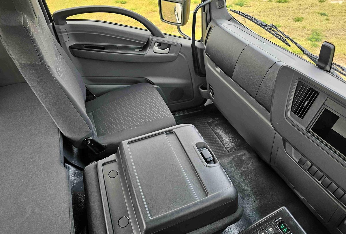 2026 Isuzu Fyj 320-355 At R67 image 14