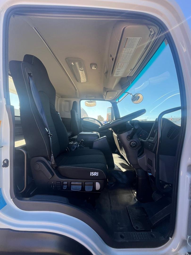 2026 Isuzu F Series Fyj 320-355 At R67 image 25