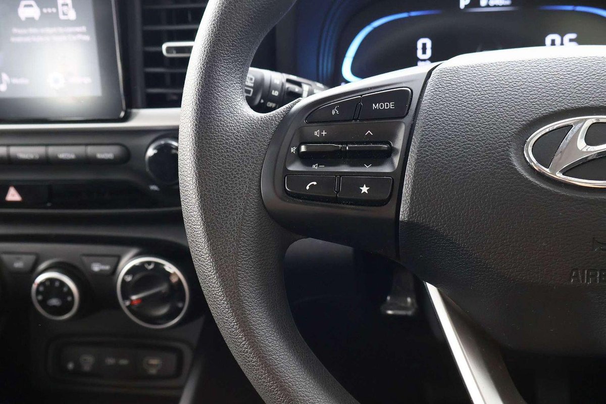 2025 Hyundai Venue QX.V5 MY25 image 17