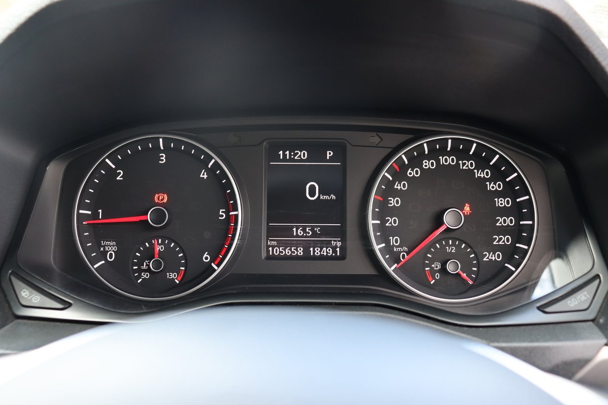 2017 Volkswagen Amarok TDI420 Core 2H MY17 4X4 Constant image 14