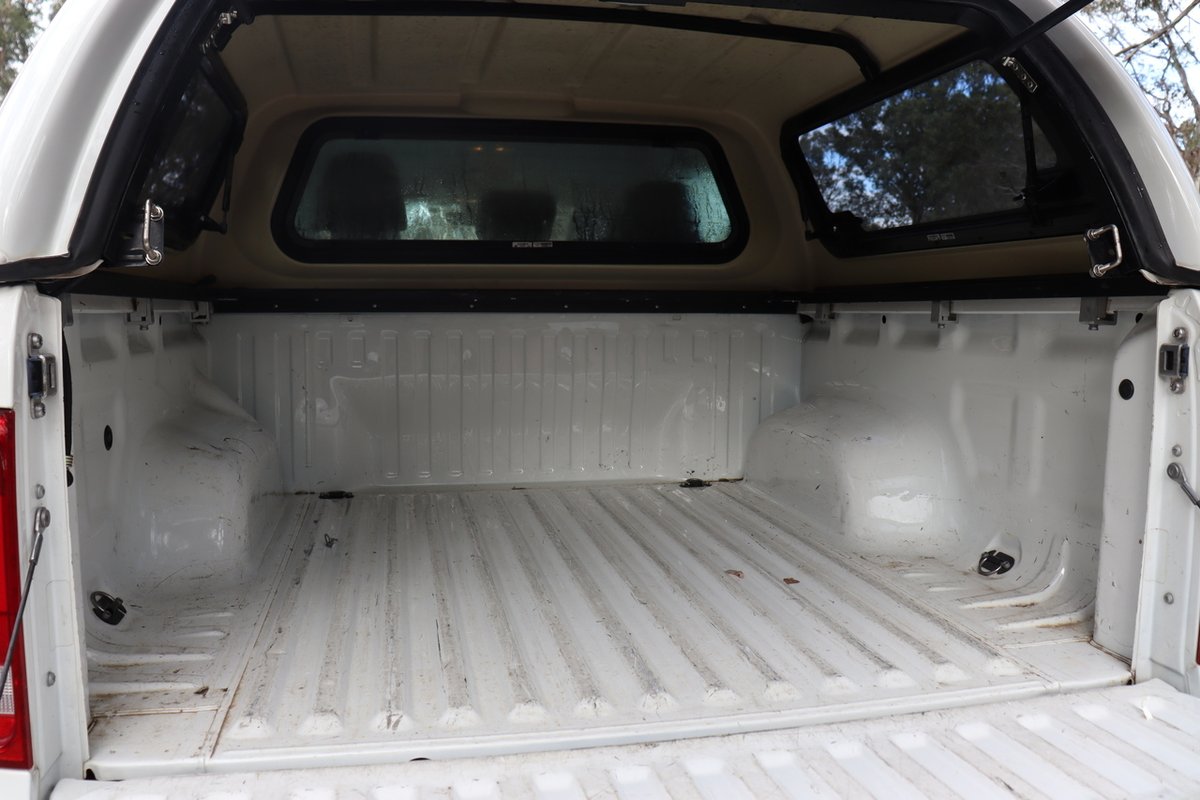2017 Volkswagen Amarok TDI420 Core 2H MY17 4X4 Constant image 19