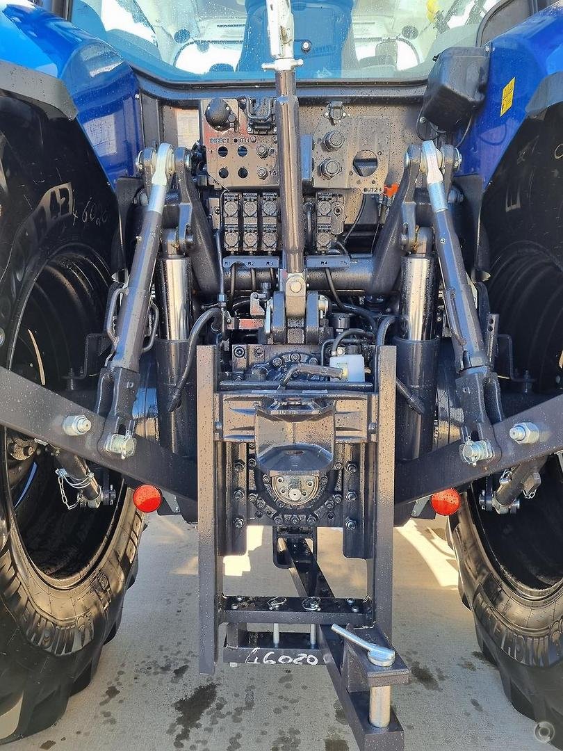 2024 Landini 7-200 Dynamic image 19