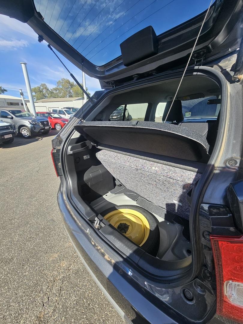 2024 Suzuki Ignis GLX MF Series II image 7