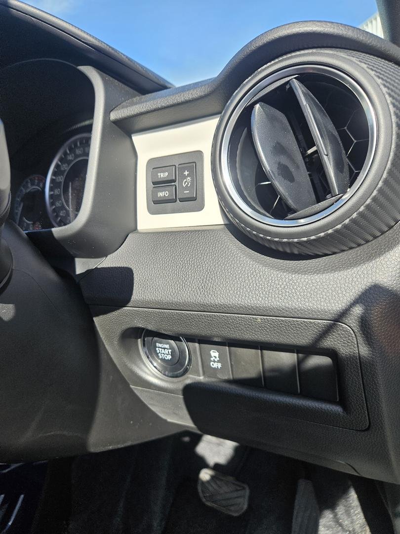 2024 Suzuki Ignis GLX MF Series II image 8