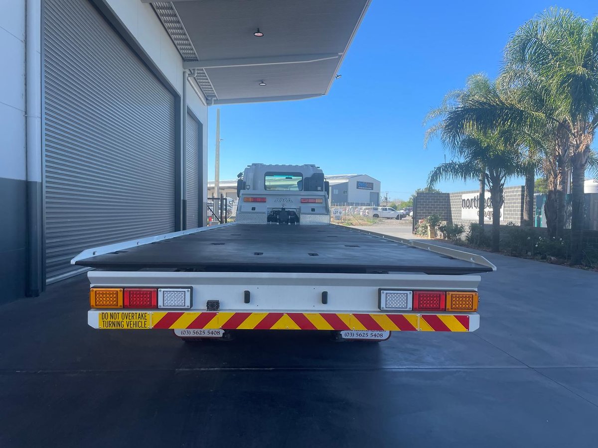 2026 Isuzu F Series FYJ 320-355 AT R67 image 6
