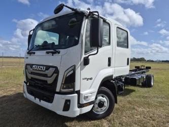 2026 Isuzu F Series image 10