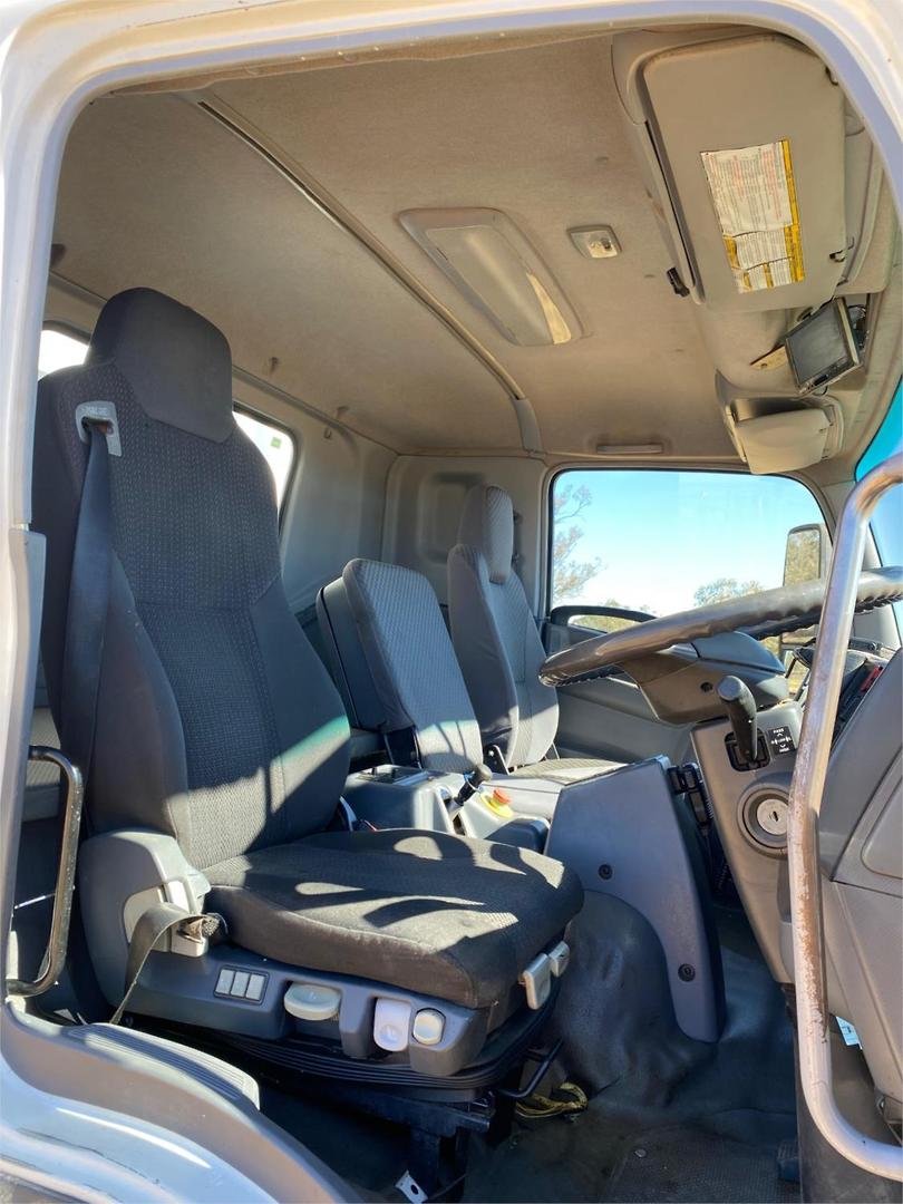 2008 Isuzu F Series FVZ 1400 image 12