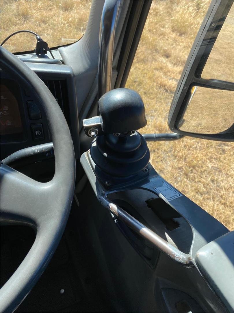2008 Isuzu F Series FVZ 1400 image 17