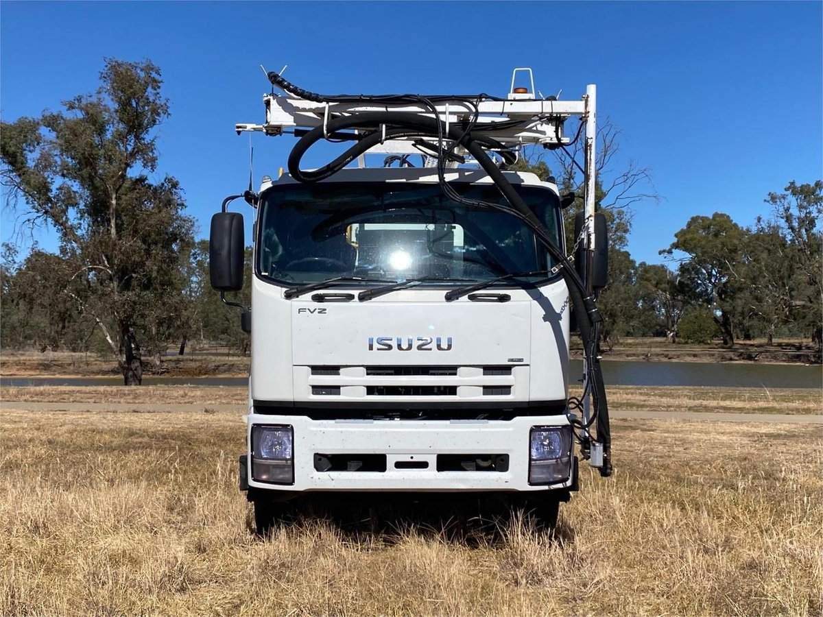 2008 Isuzu F Series FVZ 1400 image 10