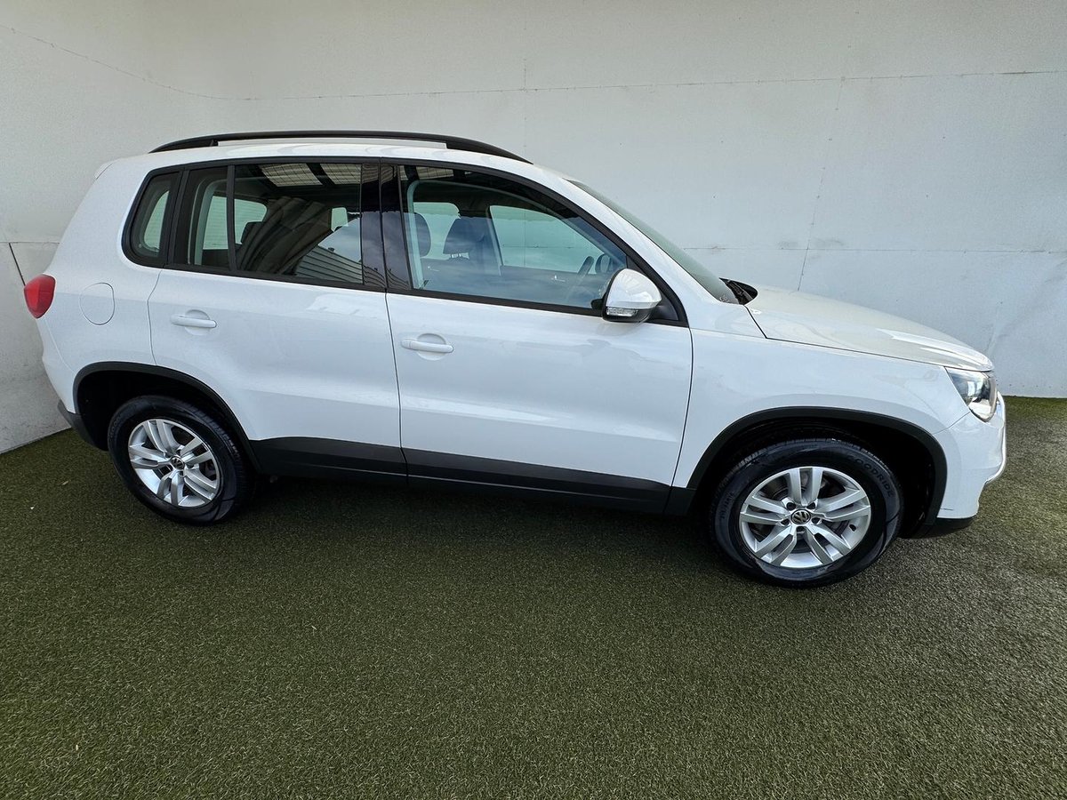 2012 Volkswagen Tiguan 103TDI 5N MY12.5 Four Wheel Drive image 19