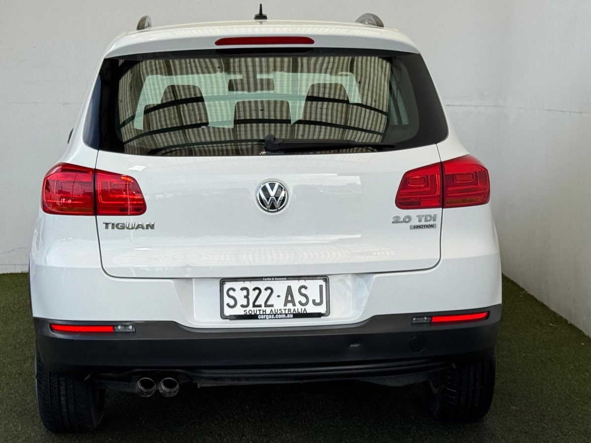 2012 Volkswagen Tiguan 103TDI 5N MY12.5 Four Wheel Drive image 20