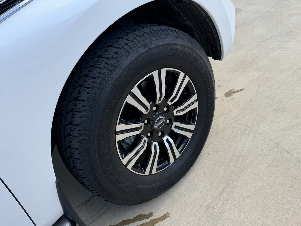 2025 Nissan Patrol Ti Y62 MY25 4X4 Dual Range image 9