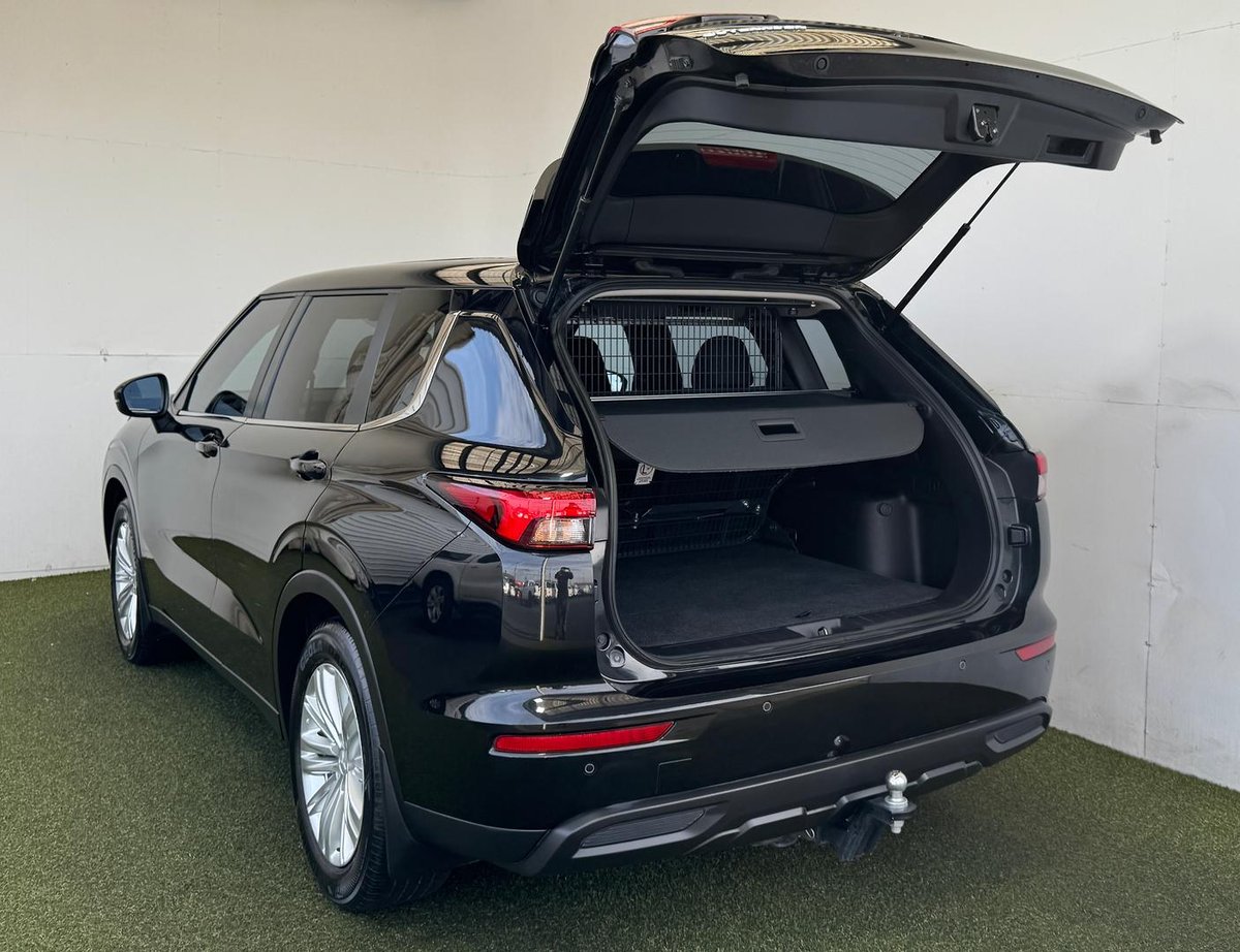 2022 Mitsubishi Outlander ES ZM MY23 AWD image 27