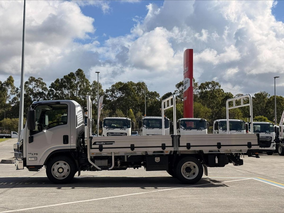 2026 Isuzu N Series NPR 65/45-175 DT D34 TRADEPACK image 8