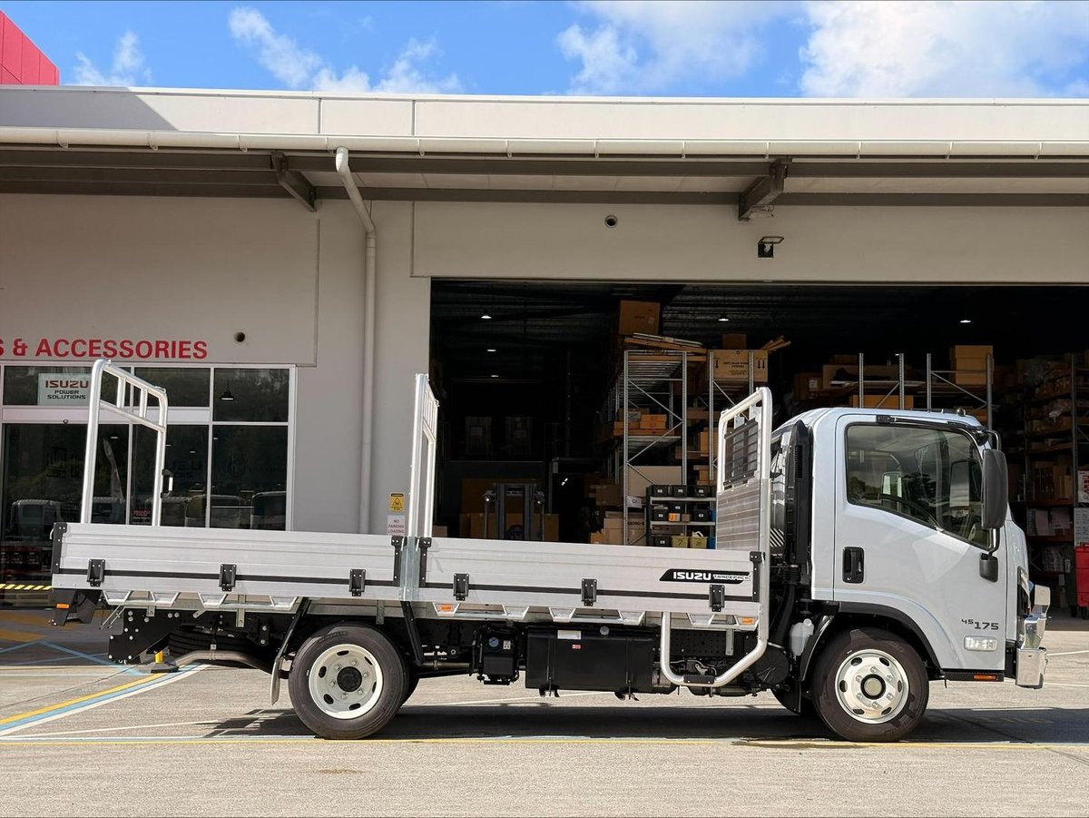 2026 Isuzu N Series NPR 65/45-175 DT D34 TRADEPACK image 12