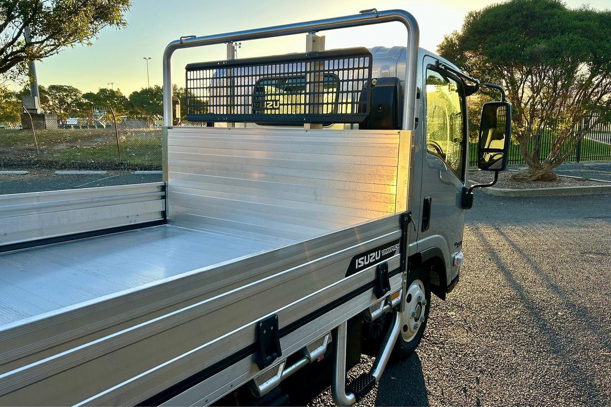 2026 Isuzu N Series NLR 45-150 DT D25 Traypack image 12