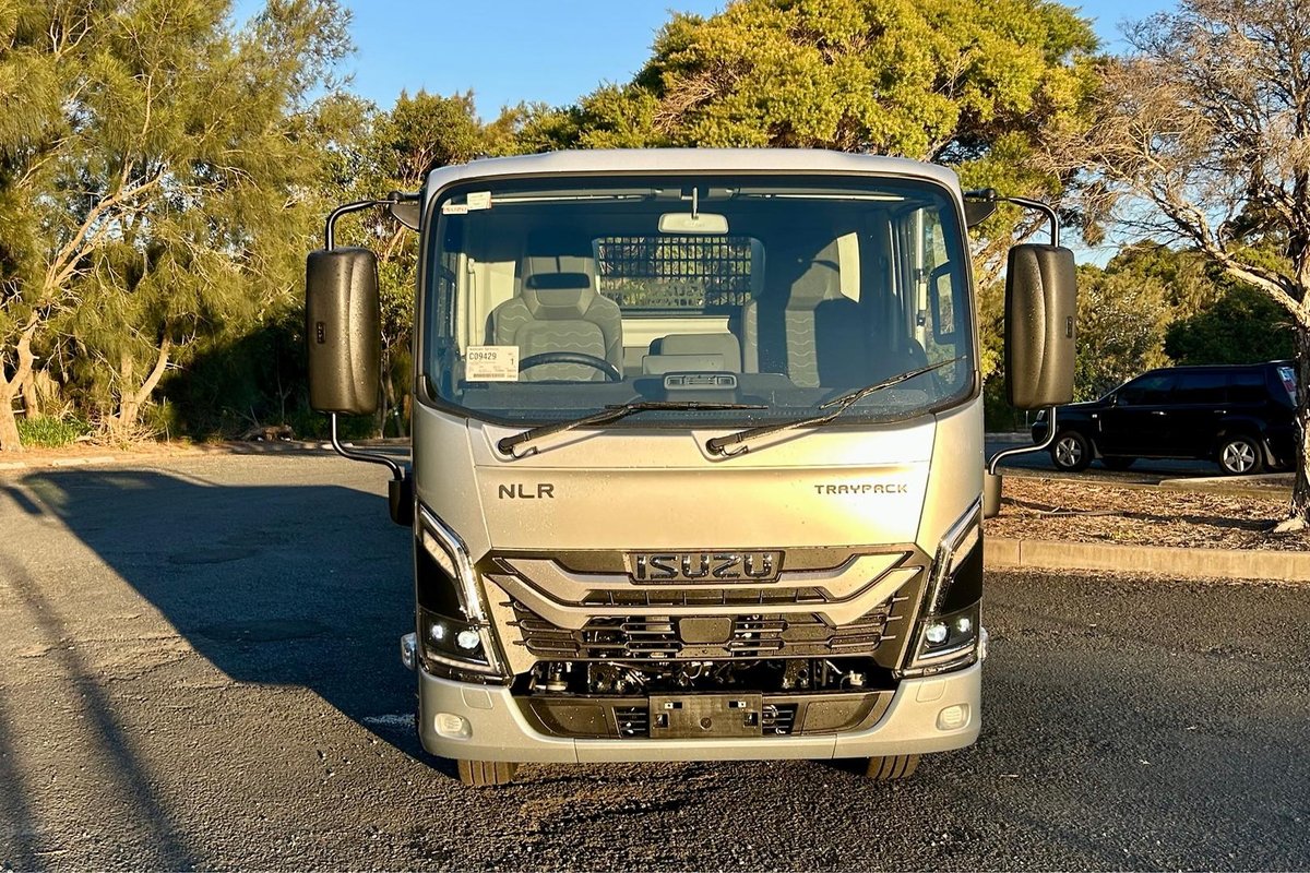 2026 Isuzu N Series NLR 45-150 DT D25 Traypack image 8