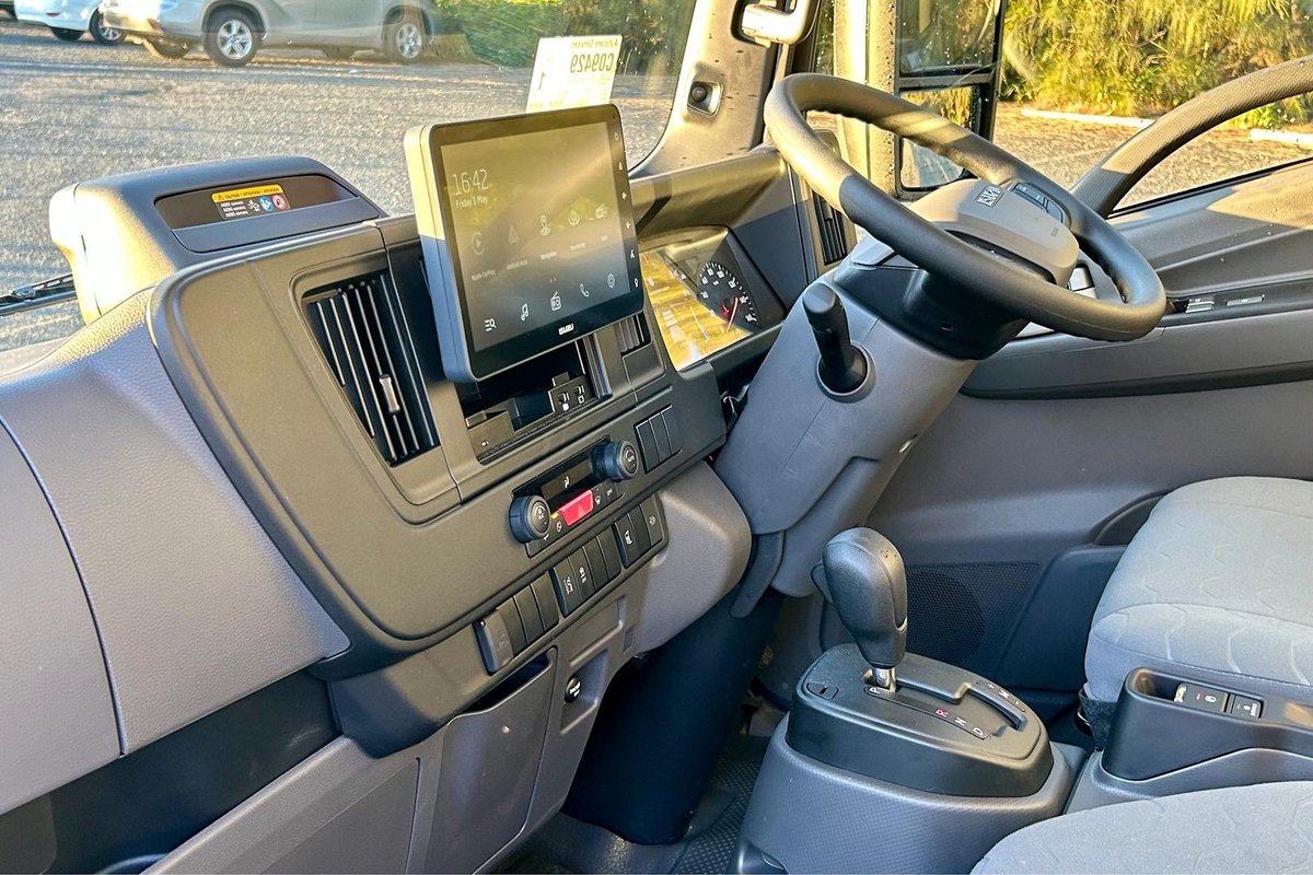 2026 Isuzu N Series NLR 45-150 DT D25 Traypack image 18