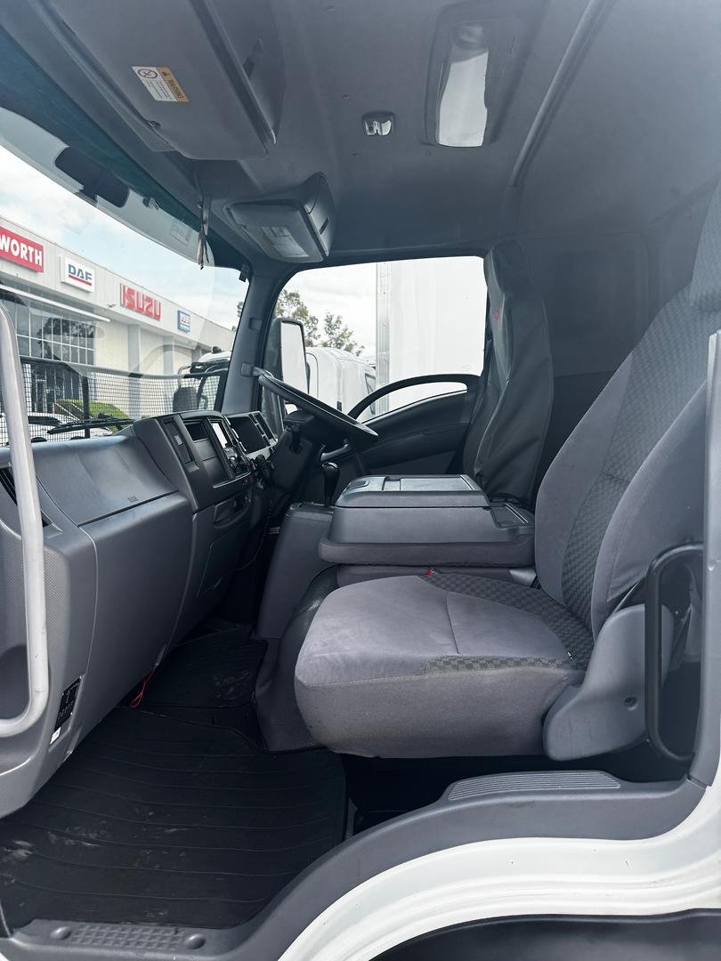 2019 Isuzu F Series FRR110-260 image 13