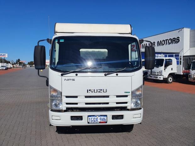 2012 Isuzu Nps300 4X4 Camper/Motorhome image 41