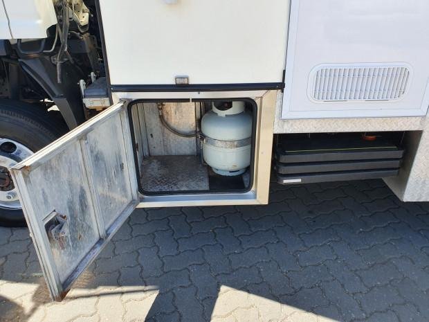 2012 Isuzu Nps300 4X4 Camper/Motorhome image 26