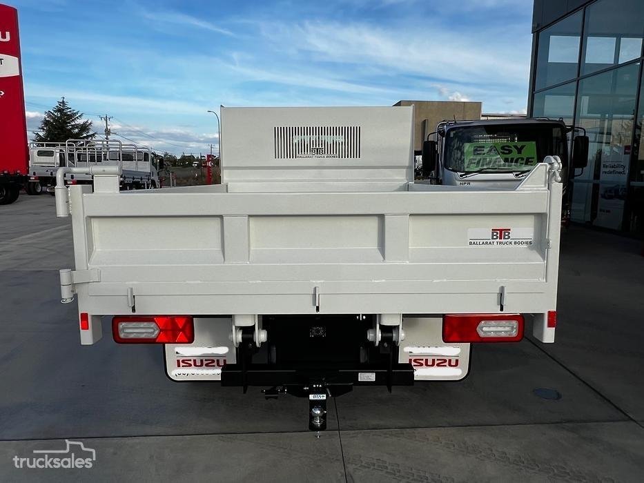 2026 Isuzu N Series NKR 65/45-150 DT D25 image 6