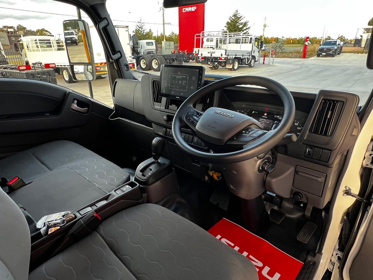 2026 Isuzu N Series NKR 65/45-150 DT D25 image 31