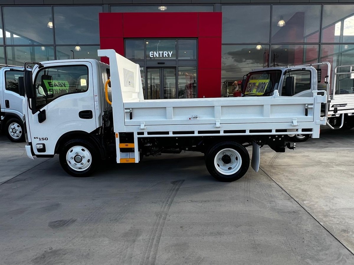 2026 Isuzu N Series NKR 65/45-150 DT D25 image 8