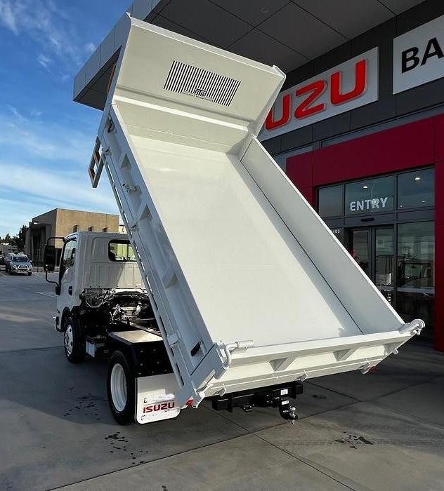 2026 Isuzu N Series NKR 65/45-150 DT D25 image 22