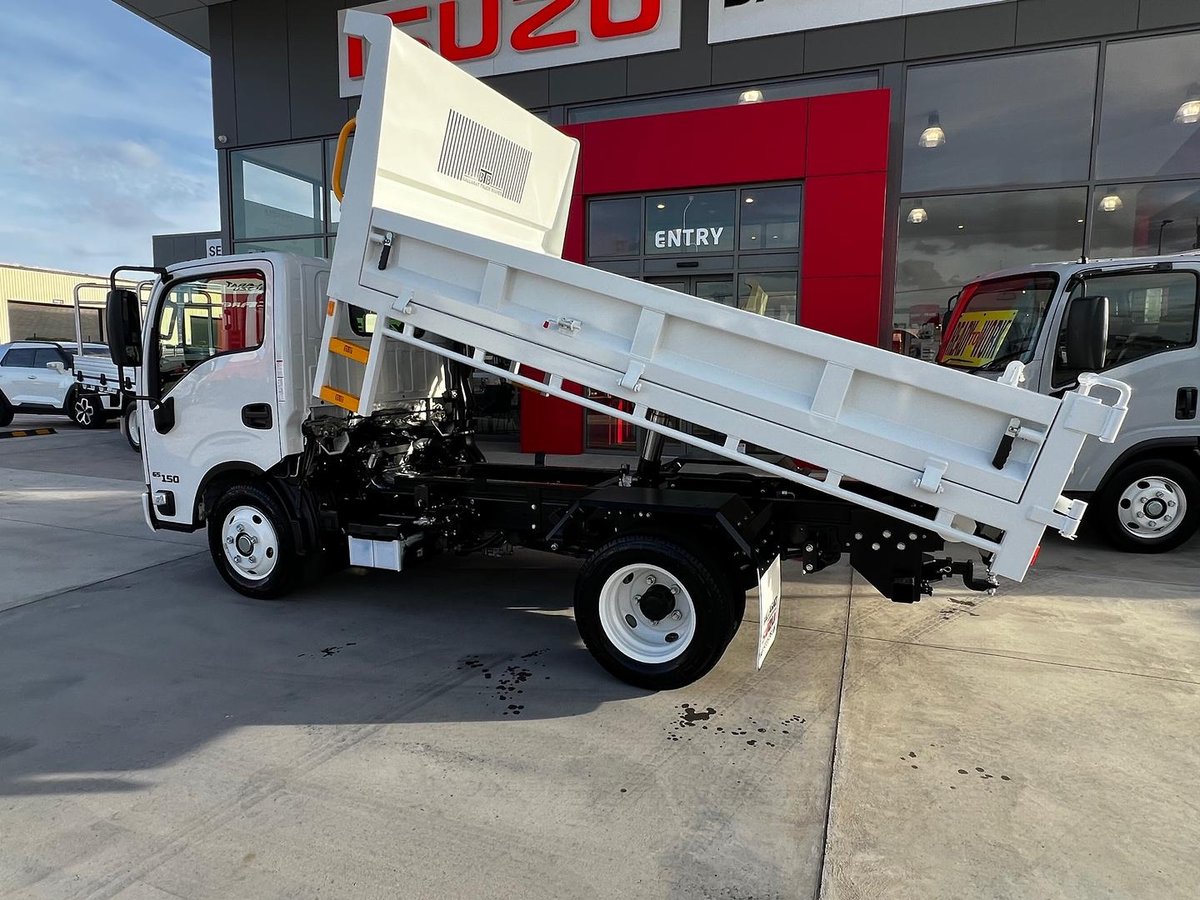 2026 Isuzu N Series NKR 65/45-150 DT D25 image 11