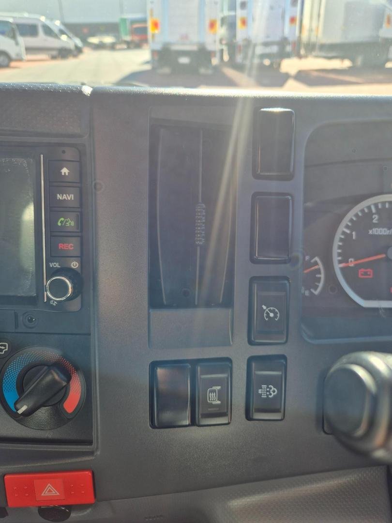 2021 Isuzu Nnr 45 150 6 Pallet Amt Van And Lift image 2