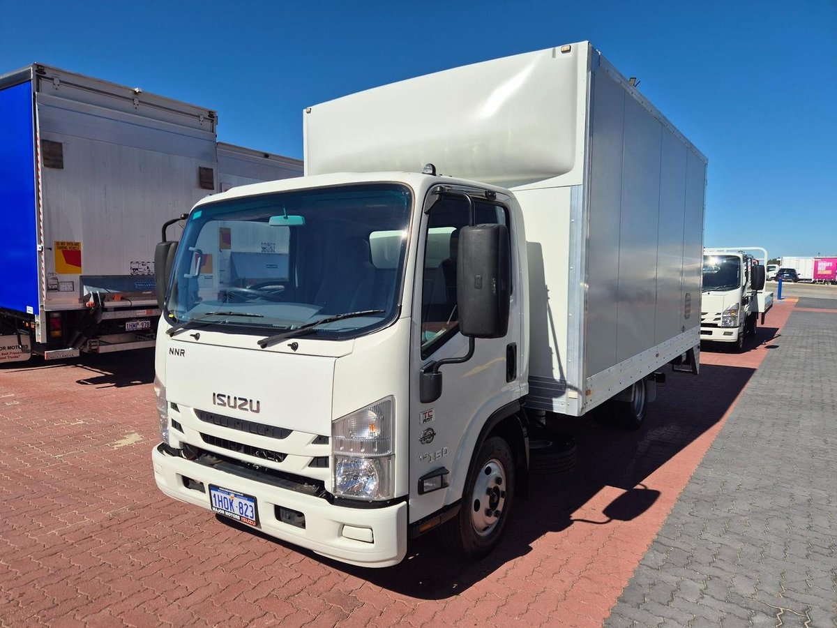 2021 Isuzu Nnr 45 150 6 Pallet Amt Van And Lift image 10
