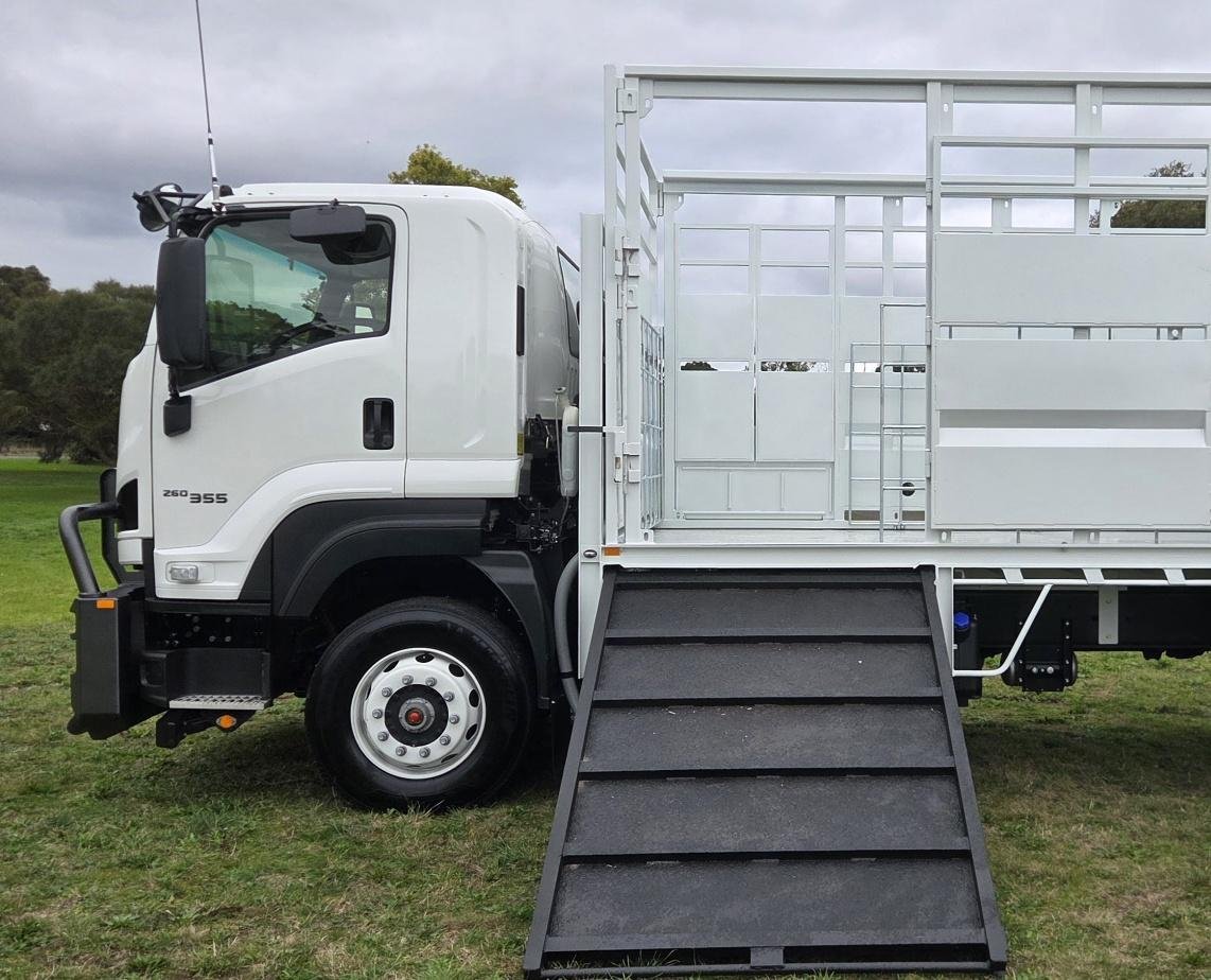 2025 Isuzu F Series Fxy 260-355 At R63 image 13