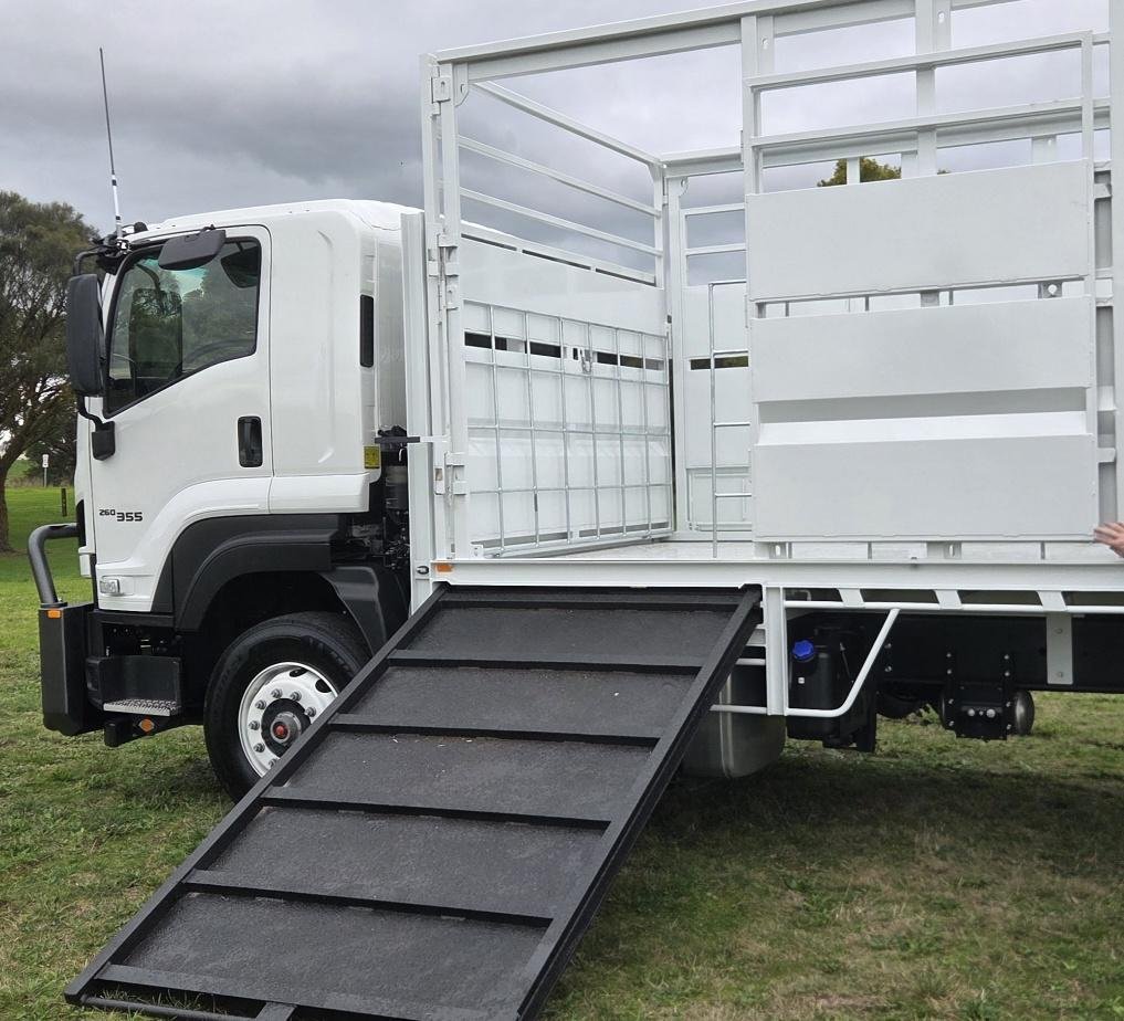 2025 Isuzu F Series Fxy 260-355 At R63 image 16