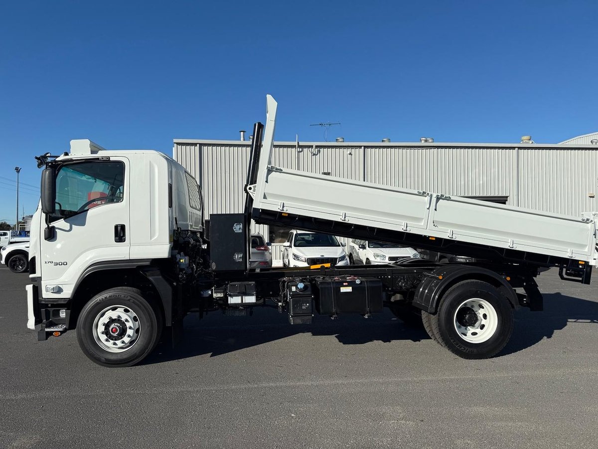 2026 Isuzu F Series FVR 170-300 AT R47 image 6