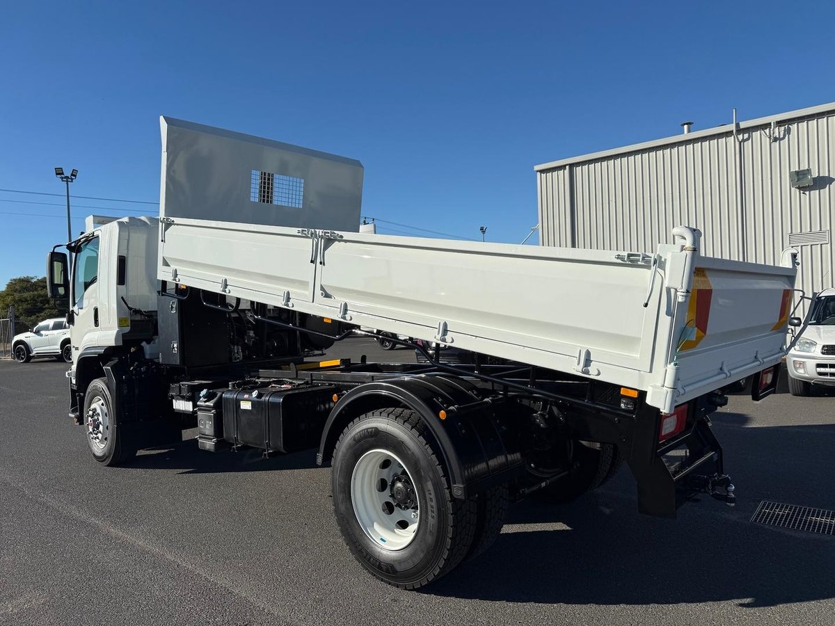 2026 Isuzu F Series FVR 170-300 AT R47 image 13