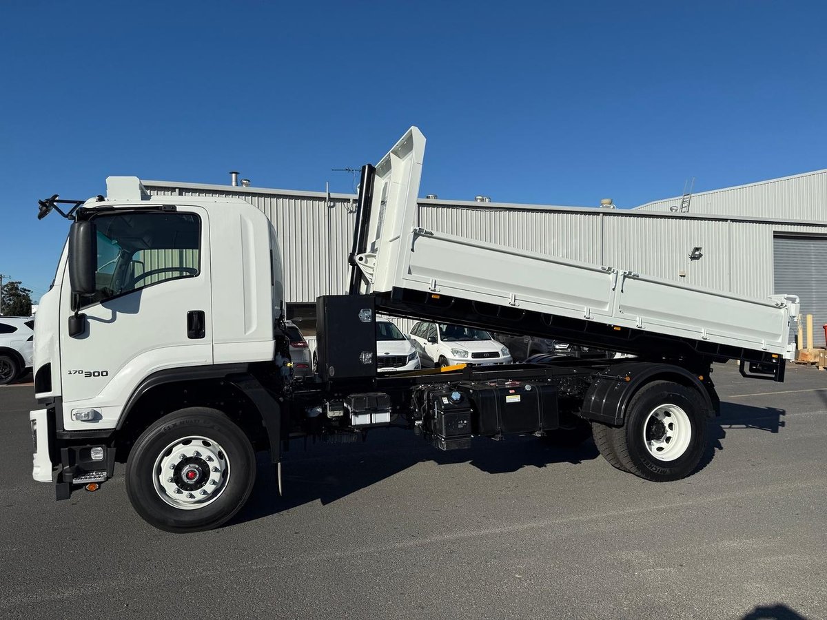 2026 Isuzu F Series FVR 170-300 AT R47 image 5