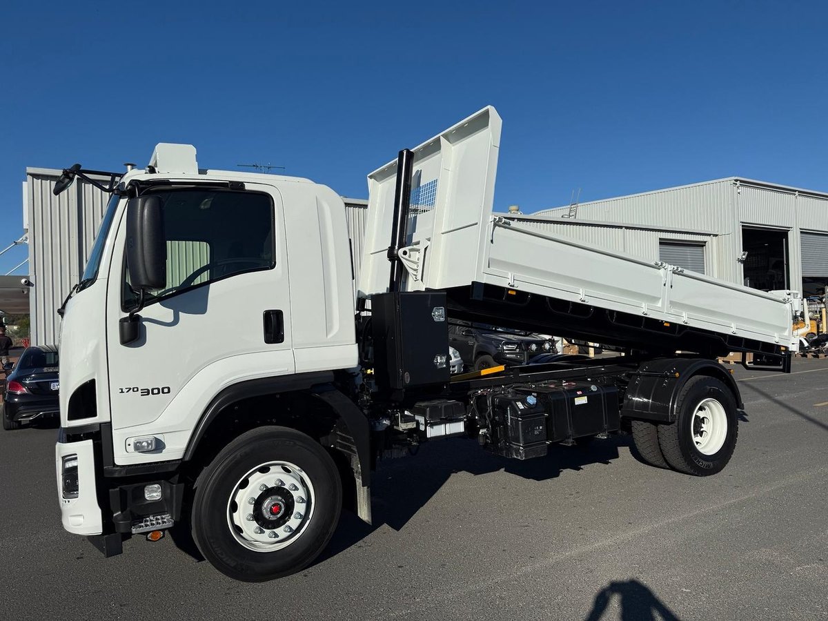 2026 Isuzu F Series FVR 170-300 AT R47 image 4